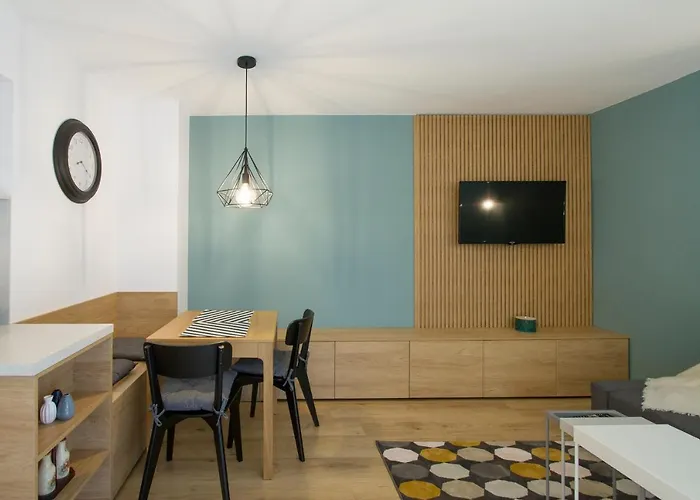 شقة Old Town Designer